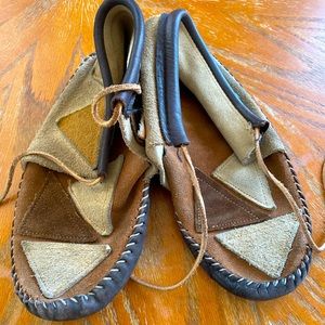 Vintage Oglala Sioux Moccasins Suede Leather size 8